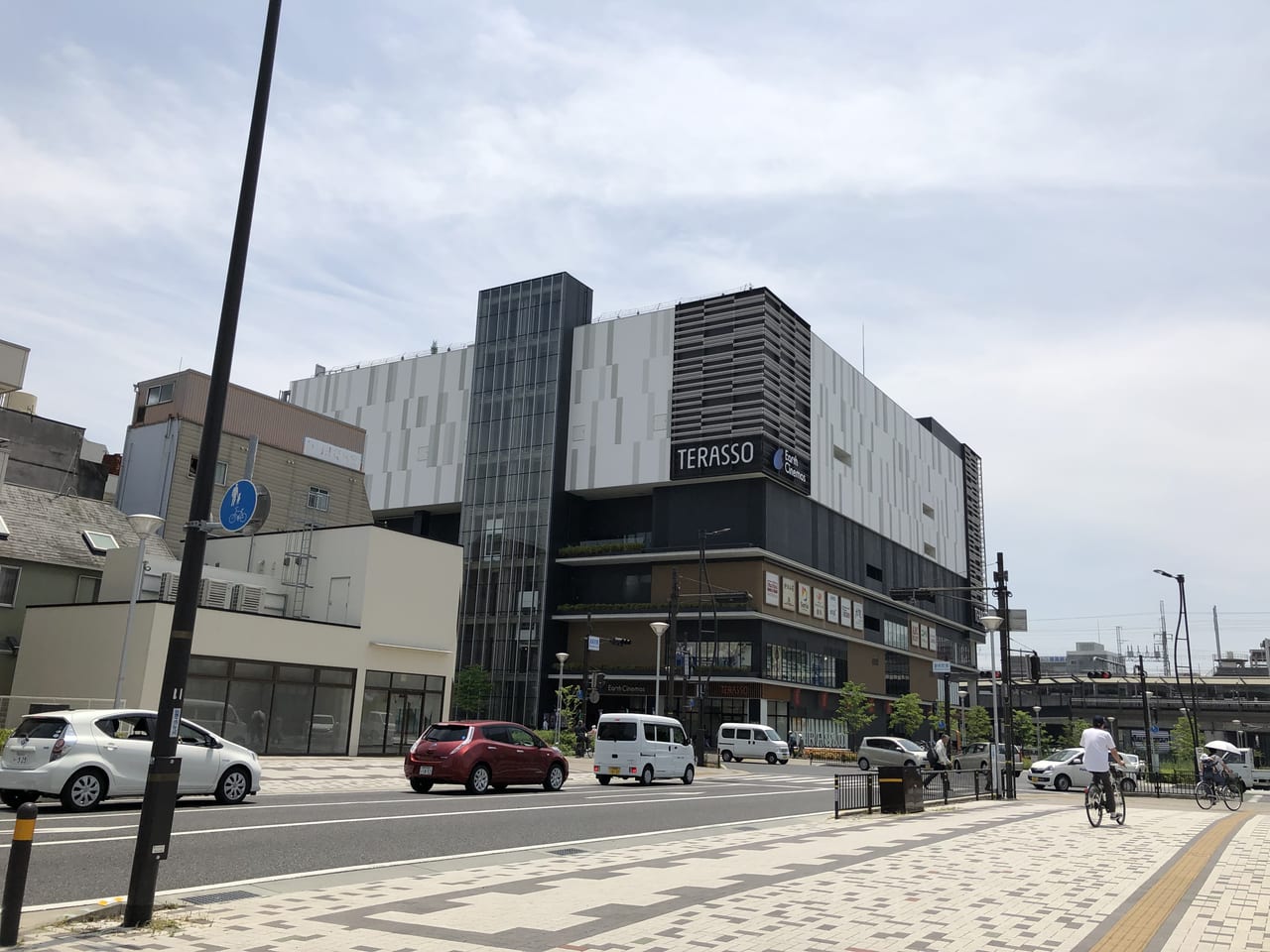 姫路市 国内最大級の12スクリーンを設けた映画館アースシネマズ姫路が完備された商業施設 テラッソ姫路 まもなく4周年を迎えます 号外net 姫路市